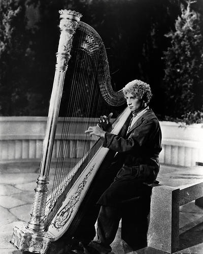 This is an image of Photograph & Poster of Harpo Marx 197139