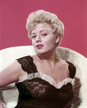 This is an image of Photograph & Poster of Shelley Winters 288544