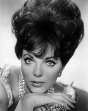 This is an image of Photograph & Poster of Joan Collins 197167
