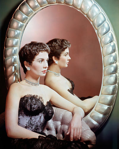 This is an image of Photograph & Poster of Jean Simmons 288588