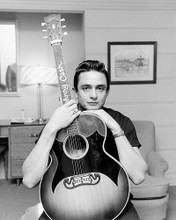 This is an image of Photograph & Poster of Johnny Cash 197276