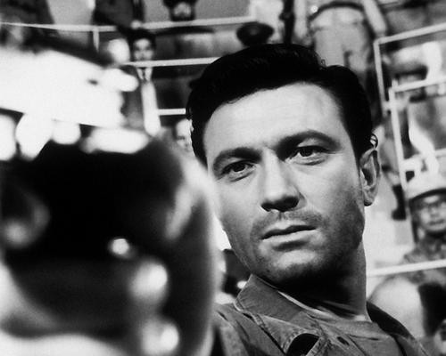 This is an image of Photograph & Poster of Laurence Harvey 197296