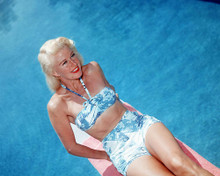 This is an image of Photograph & Poster of Ginger Rogers 289083