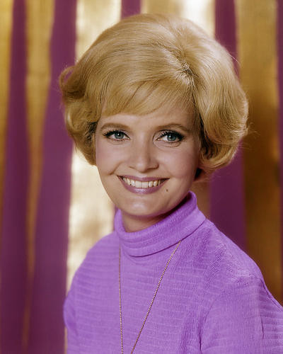 This is an image of Photograph & Poster of Florence Henderson 289212