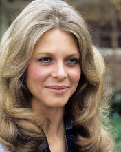 This is an image of Photograph & Poster of Lindsay Wagner 289241