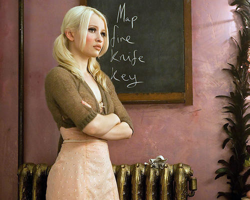 This is an image of Photograph & Poster of Emily Browning 289523
