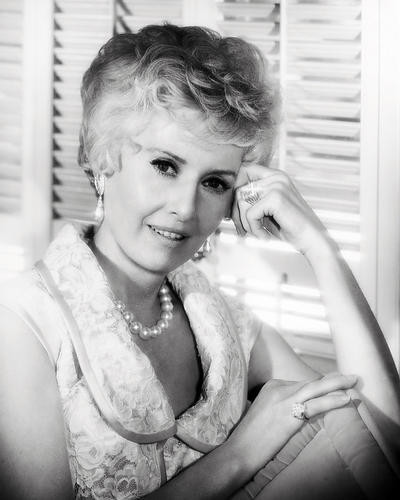 This is an image of Photograph & Poster of Barbara Stanwyck 197654