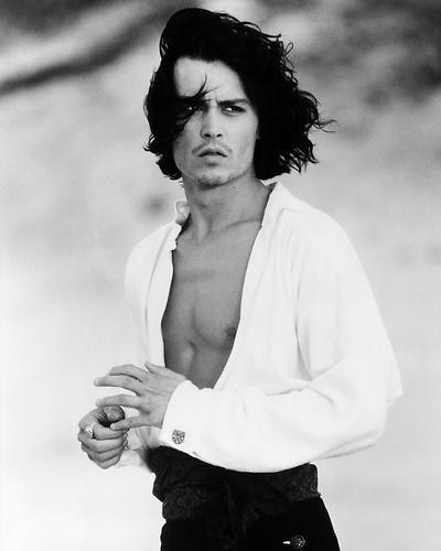 This is an image of Photograph & Poster of Johnny Depp 197572