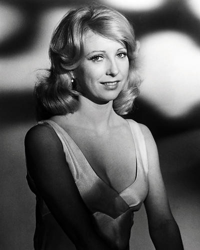 This is an image of Photograph & Poster of Teri Garr 197933
