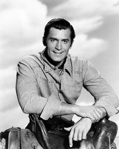 This is an image of Photograph & Poster of Clint Walker 198010