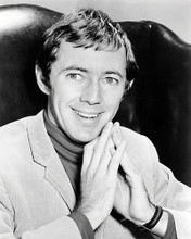 This is an image of Photograph & Poster of Noel Harrison 198135