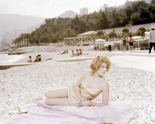 This is an image of Photograph & Poster of Jill St. John 289662