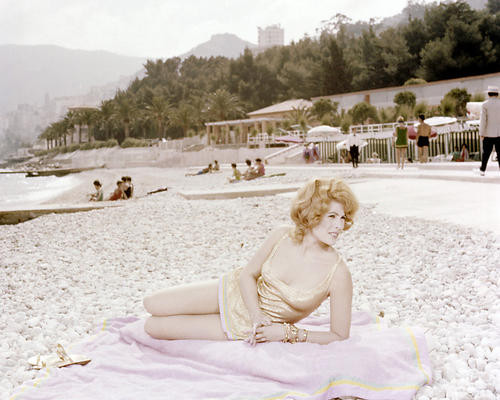 This is an image of Photograph & Poster of Jill St. John 289662