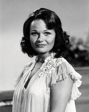 This is an image of Photograph & Poster of Valerie Perrine 198301