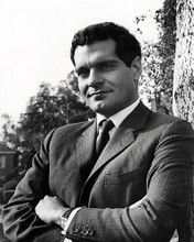This is an image of Photograph & Poster of Omar Sharif 198351