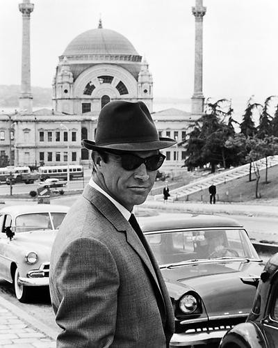 This is an image of Photograph & Poster of Sean Connery 198493