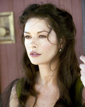 This is an image of Photograph & Poster of Catherine Zeta-Jones 290025