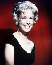 This is an image of Photograph & Poster of Barbara Eden 290063