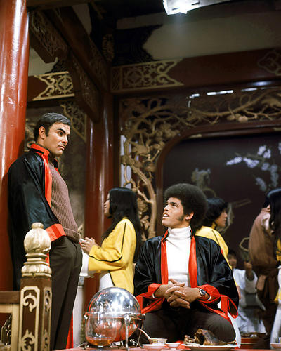 This is an image of Photograph & Poster of Enter the Dragon 290941
