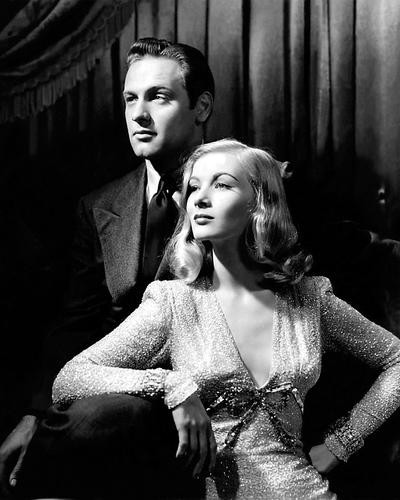 This is an image of Photograph & Poster of Veronica Lake 199472