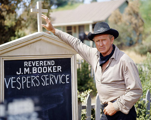 This is an image of Photograph & Poster of Lloyd Bridges 290374