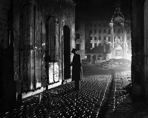 This is an image of Photograph & Poster of The Third Man 199134