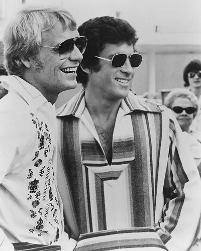 This is an image of 177840 Starsky and Hutch Photograph & Poster