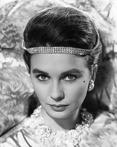 This is an image of 179348 Jean Simmons Photograph & Poster