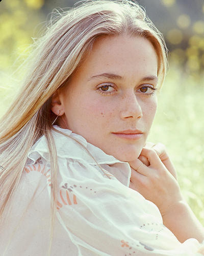 This is an image of 248228 Peggy Lipton Photograph & Poster
