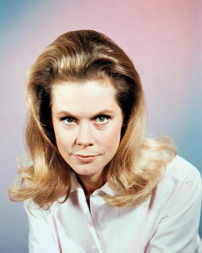 This is an image of 255750 Elizabeth Montgomery Photograph & Poster