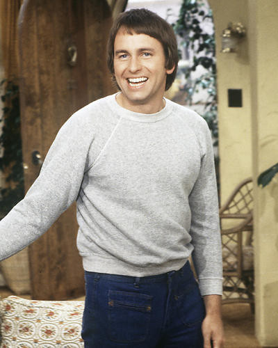 This is an image of 257384 John Ritter Photograph & Poster