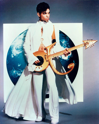 This is an image of 281038 Prince Photograph & Poster