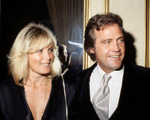 This is an image of 282776 Lee Majors and Linda Evans Photograph & Poster