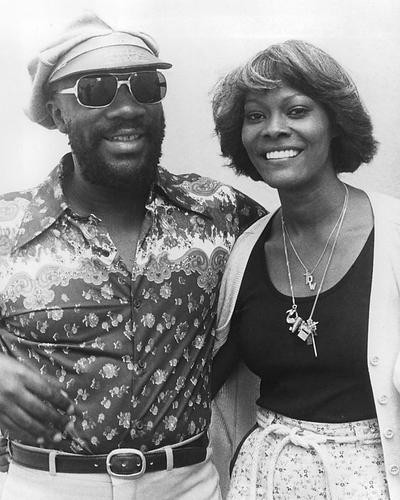 This is an image of 192290 Isaac Hayes and Dionne Warwick Photograph & Poster