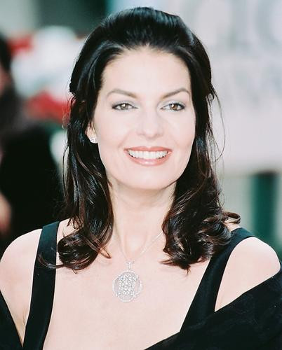 This is an image of 241466 Sela Ward Photograph & Poster