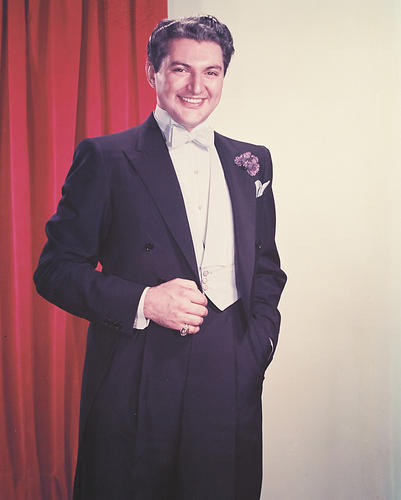 This is an image of 242612 Liberace Photograph & Poster