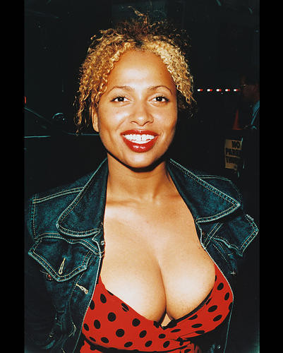 This is an image of 242890 Lisa Nicole Carson Photograph & Poster