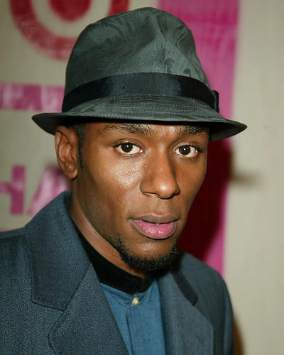 This is an image of 264335 Mos Def Photograph & Poster