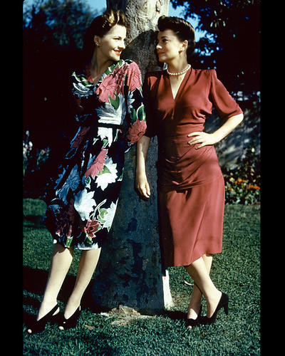 This is an image of 248995 Joan Fontaine & Olivia De Havilland Photograph & Poster