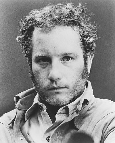 This is an image of 173701 Richard Dreyfuss Photograph & Poster