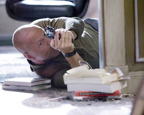 This is an image of 275569 Bruce Willis Photograph & Poster
