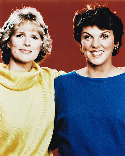This is an image of 282410 Cagney & Lacey Photograph & Poster