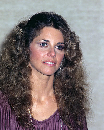 This is an image of 282651 Lindsay Wagner Photograph & Poster