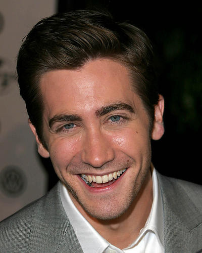 This is an image of 270331 Jake Gyllenhaal Photograph & Poster