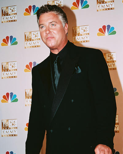 This is an image of 253633 William Petersen Photograph & Poster