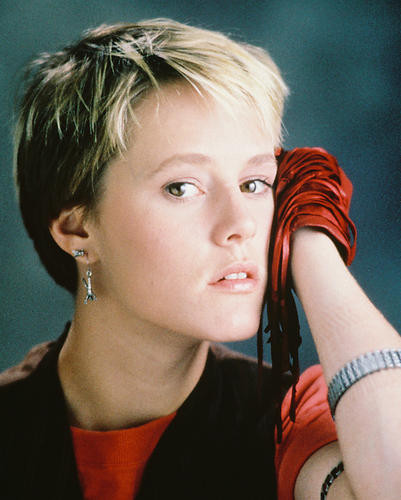 This is an image of 218697 Mary Stuart Masterson Photograph & Poster