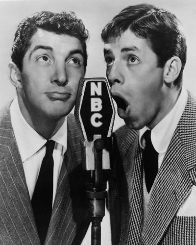 This is an image of Prints & Posters of Dean Martin and Jerry Lewis 104727