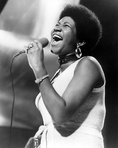This is an image of Prints & Posters of Aretha Franklin 172453