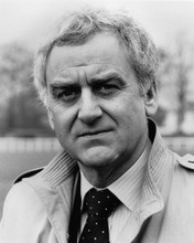 This is an image of Prints & Posters of John Thaw 105398