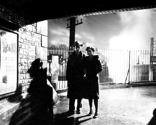 This is an image of Prints & Posters of Brief Encounter 105064